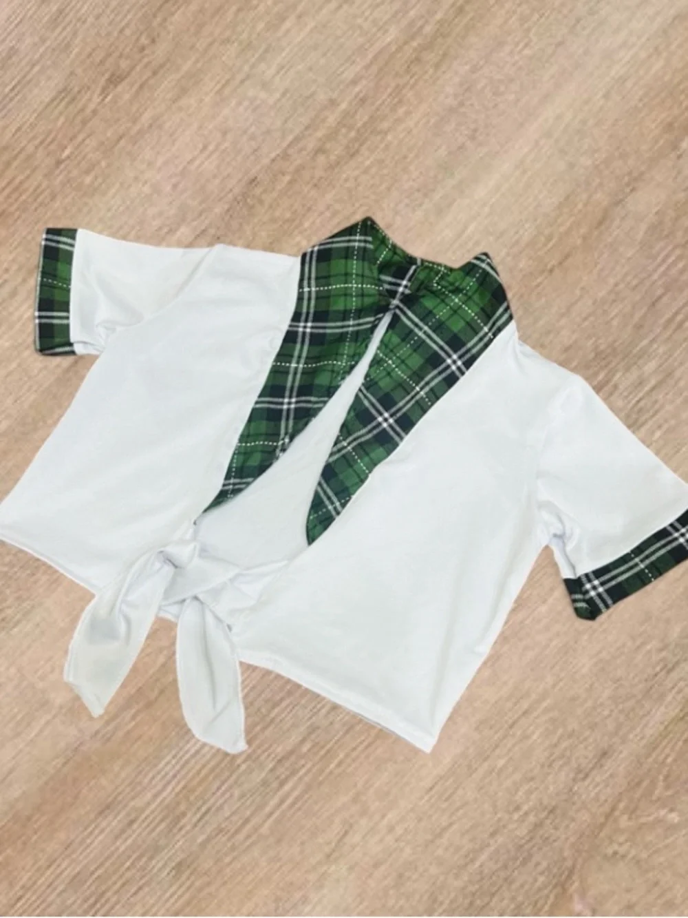 🔥 Plaid School Girl Tie Front Crop Top NWOT